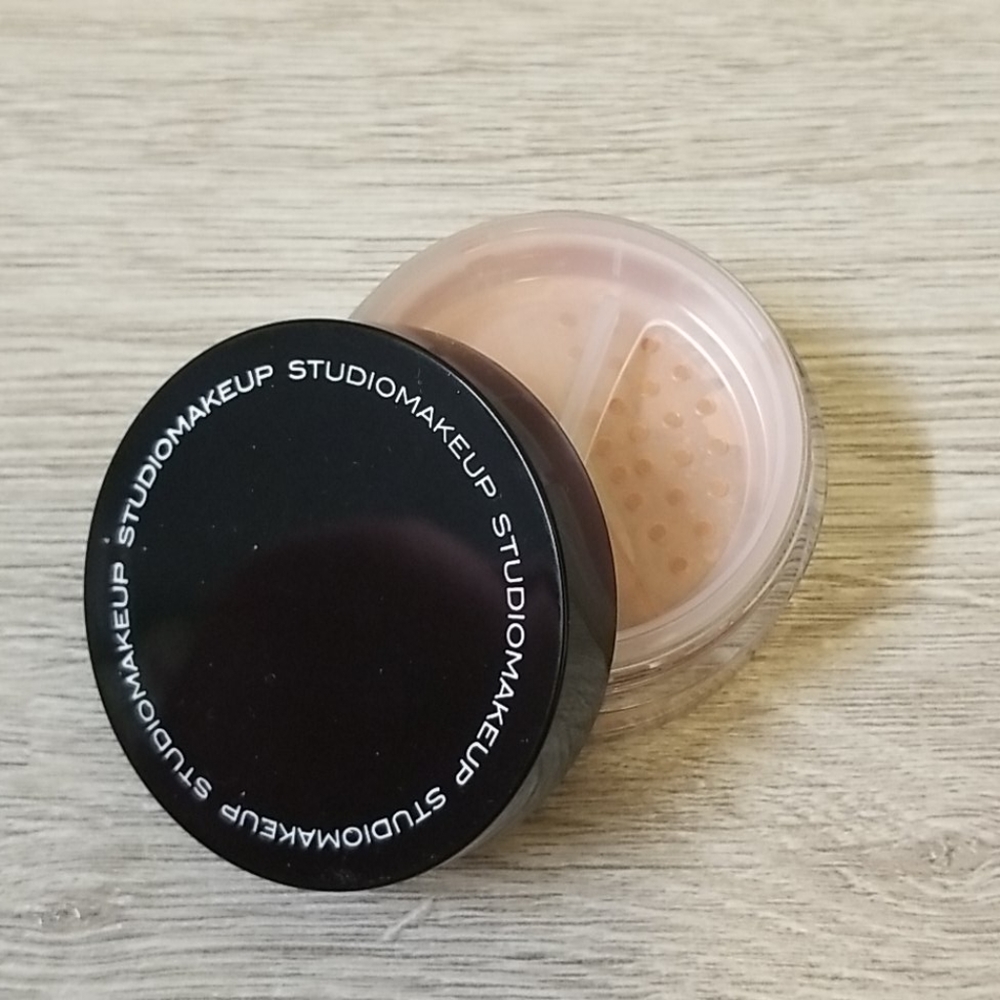 Studiomakeup Luminous Loose Blush